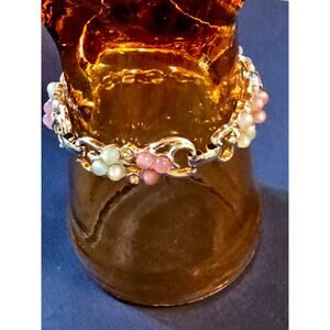 Pretty pink and pearl cabochon bracelet silver toned